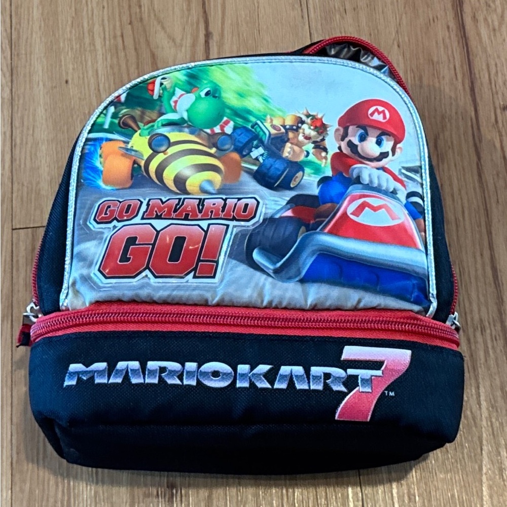 Official 2013 Nintendo Mario Kart 7 Go Mario Go Zipper Lunch Box Bag